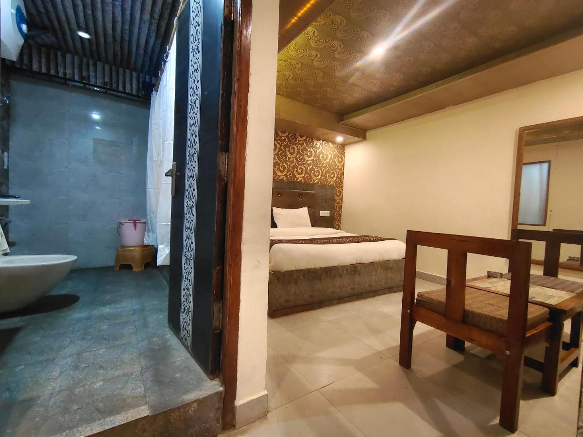 Magic Stays - Shimla Royale - Free Pickup From Railway Station شيملا المظهر الخارجي الصورة